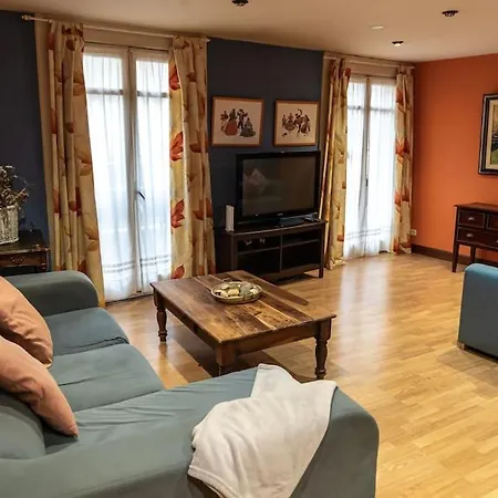 Casa Grande En Casco Historico Santander